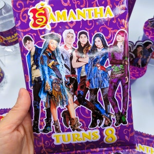Descendants Party Favors/Personalized party favors/Descendants party decoration/Descendants personalized bag of chips/Repacked bag of chips