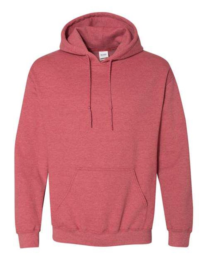 Puede incluir: Una sudadera con capucha de color rojo anaranjado con un bolsillo delantero y cordones. La parte superior de manga larga tiene una capucha y pu&ntilde;os y dobladillo acanalados. La tela tiene un aspecto texturizado.