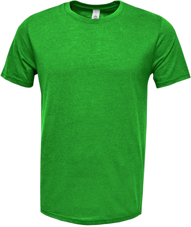 Pode incluir: Uma camiseta verde brilhante feita de um tecido macio e confort&aacute;vel. A camiseta tem gola redonda e mangas curtas.