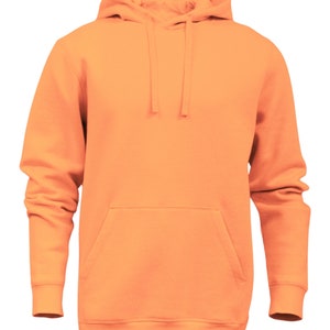 K&ouml;nnte beinhalten: Ein leuchtend orangefarbener Kapuzenpullover mit einer Tasche auf der Vorderseite.