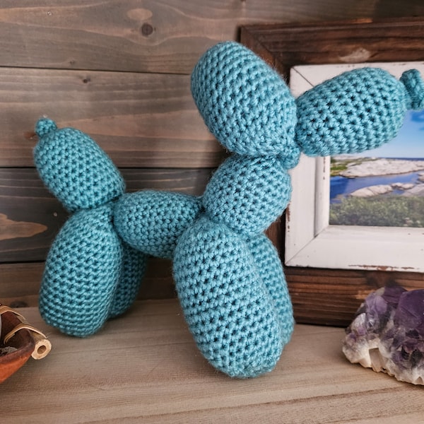 Crochet Balloon Dog