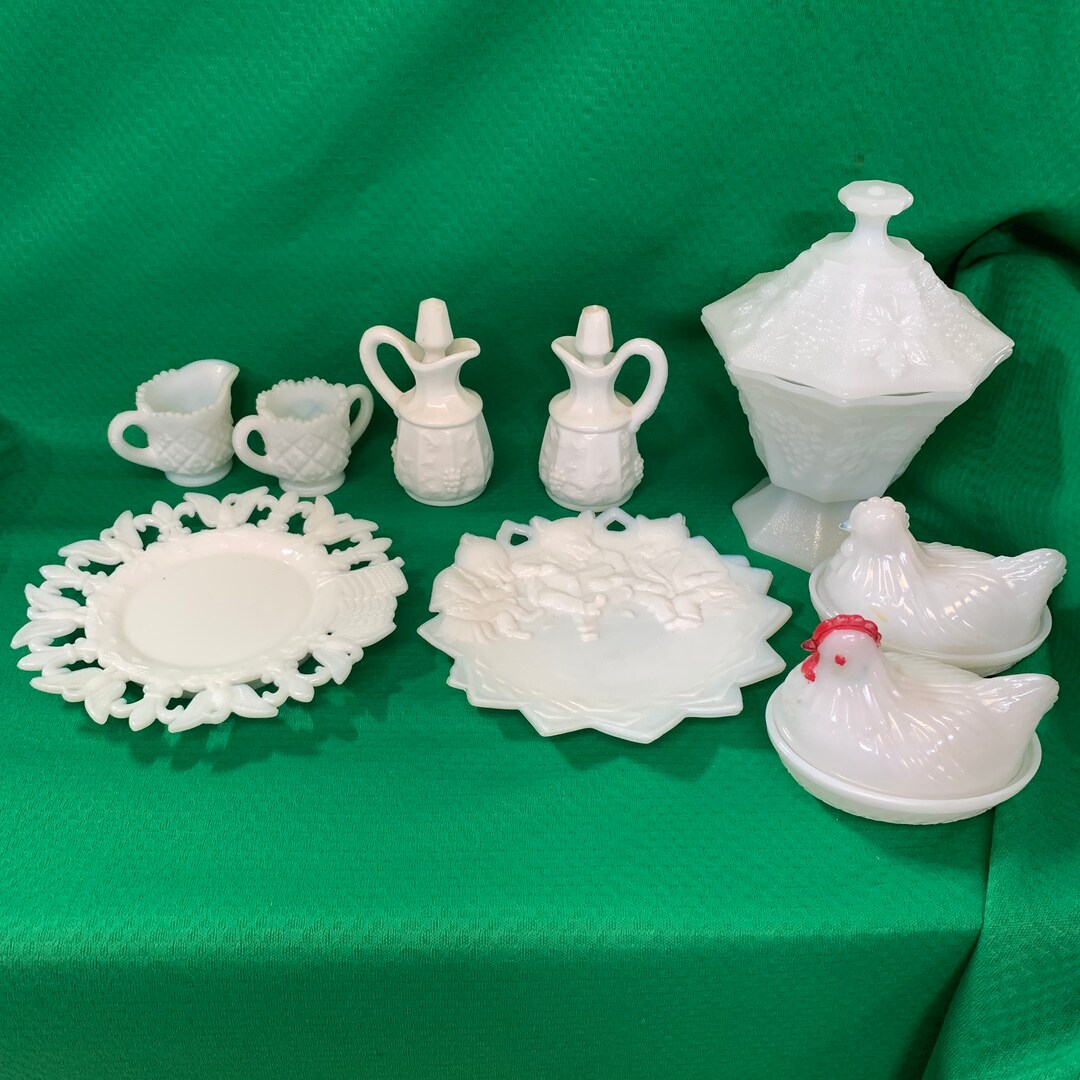 Rare Find Vintage Westmoreland Milk Glass Creamer/cruet/plates/dishes