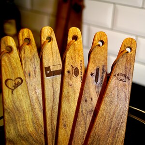 Best Wood Spatula, Favorite Spatula, Best Reviews, Top Rated Spatula, Cast Iron Skillet, Nonstick Skillet, Dutch Oven, BBQ Grill Accessory, Pellet Smoker, Dad Gift, Son Gift, Brother Gift, Sister Gift, Mom Gift, Mother Gift, Husband Gift