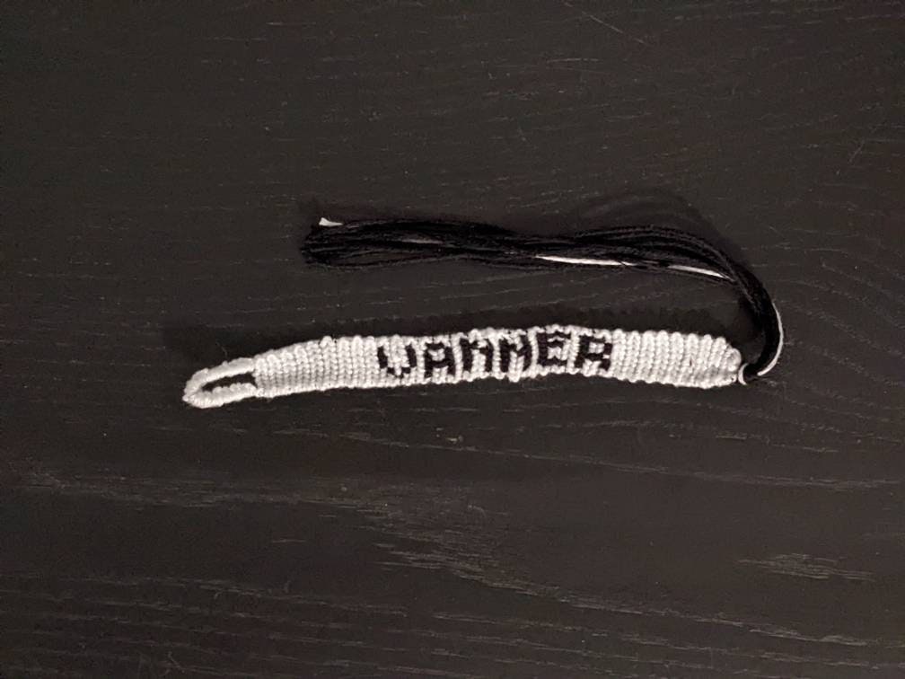 VANNER ベナー ヘソン サイン入り布スローガン① Vanner Kpop - Etsy