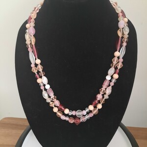 Vintage Beaded Necklace Agate Rose Quartz Frosted Class 24&quot; Best Gift