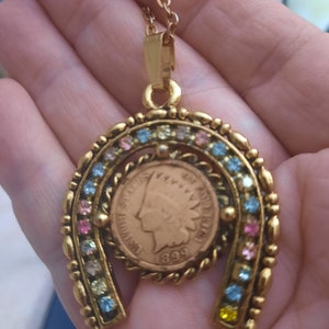 Vintage 1899 one cent Indian Head Penny Horseshoe Pendant with multicolor Rhinestones 18&quot; Fashion Best Gift