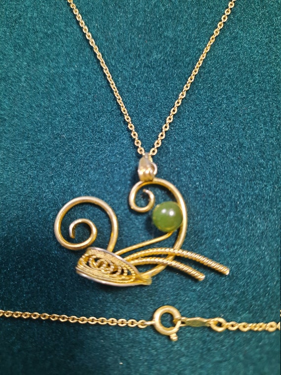 Necklace made of jadeite gold 12k pendant. - image 1