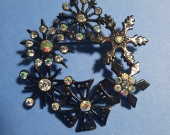 Vintage Kenneth Cole Snowflake Brooch Rhinestone Pin Gunmetal Gray Winter Fashion Best Gift