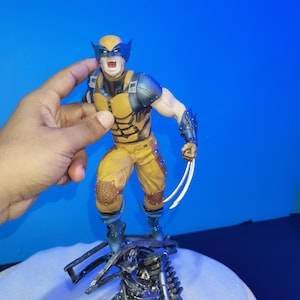 Wolverine figure from X-Men / Painted / 270mm /  3d print / Resin / Fan Art de Sanix3D / Collectible / high details