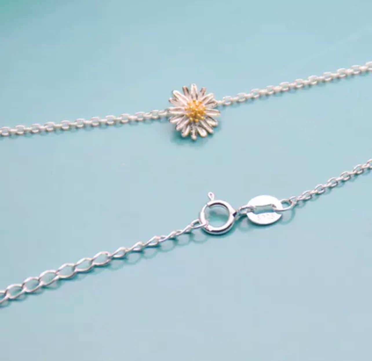 Collana con ciondolo fiore margherita per donne e ragazze