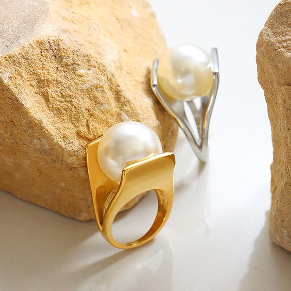 Large Pearl Ring, Chunky Ring, Y-Shaped Pearl Ring, Geometric Shape Pearl ring
