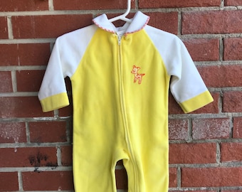 Body bébé pyjama barboteuse vintage par Slumber Tots jaune et blanc