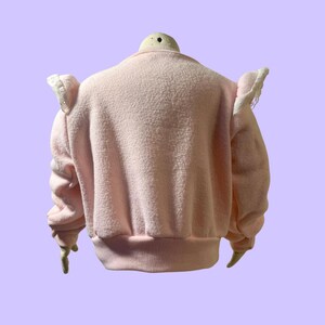 Vintage Kleinkind Rundhals-Sweatshirt Baby-Rosa Bär und Kitty Appliqué Rüschen Saum Schultern Bild 3