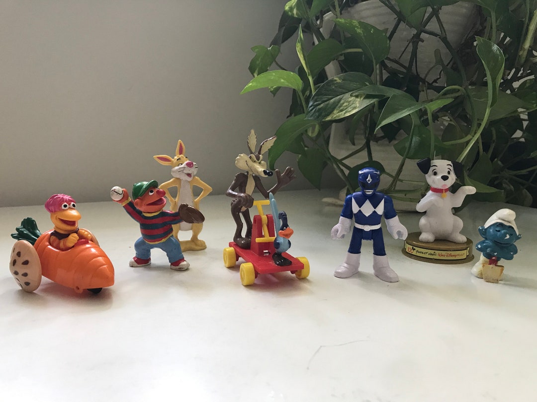 Vintage Toy Figurines Disney, Fraggle Rock gobo, Smurf, Blue Power
