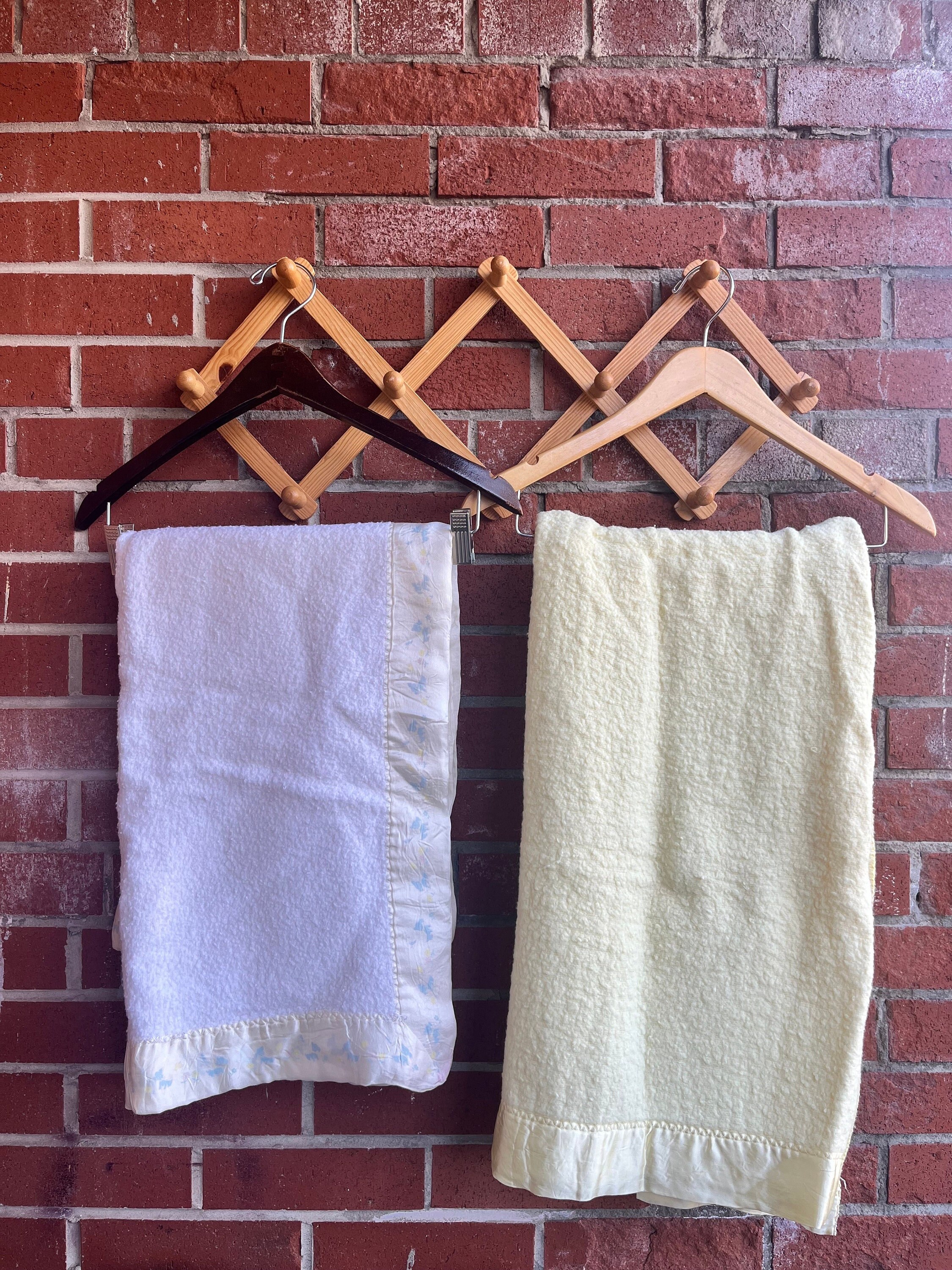 Blanket with nylon trim hotsell