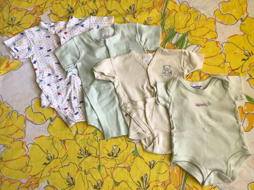 Vintage Baby Bodysuits/rompers Set of 4 Short Sleeves and Diaper Snaps