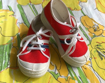 Vintage Baby / Toddler Shoes - Colourblock Red, White and Blue - Rubber Sole