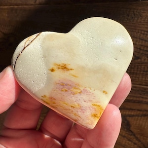 Mookaite crystal heart 2” (with natural inclusion)