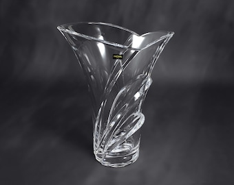 Hoya Art Deco Crystal 9" Flower Vase