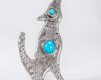 Vintage Silver & Turquoise Howling Coyote Pin