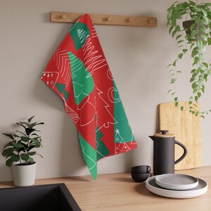 Red and Green Christmas Tree Kitchen Towel Holiday Season Kitchen Towel Christmas Tree Dish Towel, Festive Holiday Tea Towel Christmas Decor