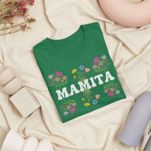 Mamita Shirts, Camisas para mamás y abuelas, Trendy Spanish Shirts for Mom and Grandma, Spanish Mother&#39;s day Gifts,  El Día De La Madre