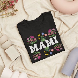 Mami T-shirts, Spanish Mom T-shirts, Mother&#39;s Day Shirts, Trendy Mom Shirts, Regalos Para Mamá, Best Mom Shirts, Día de la Madre Camisas