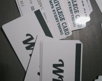 Tarjeta de privilegio blanca