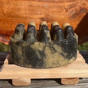Dog Shampoo Bar with Oatmeal & Activated Charcoal