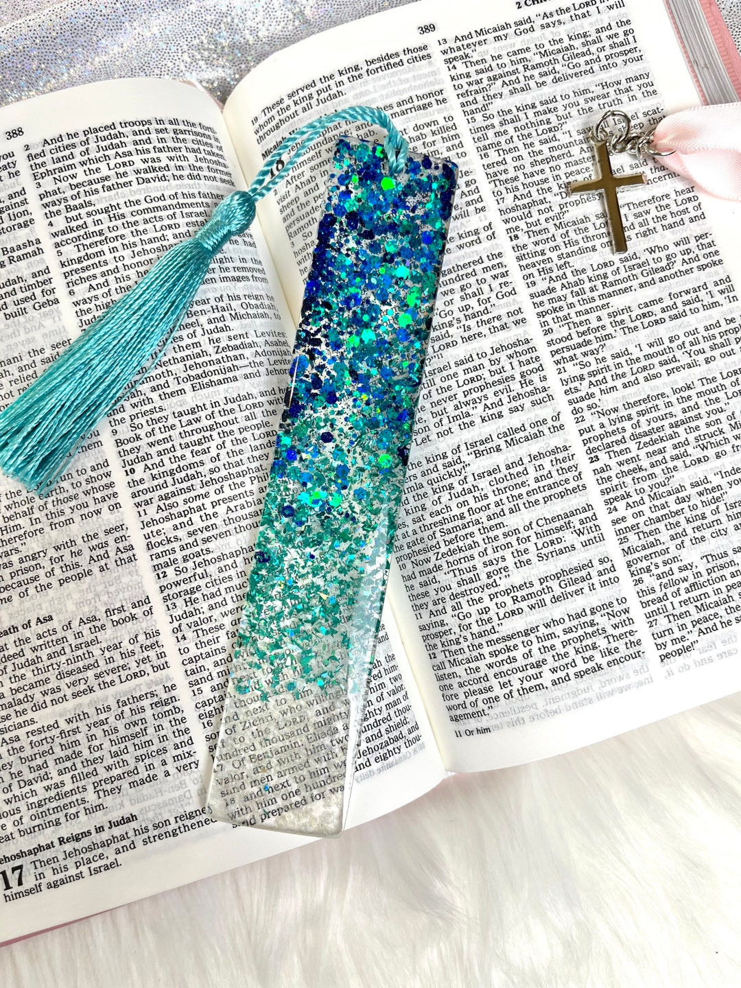 Custom Bookmarks Glitter Ombré Crystal Clear Resin Bookmark - Etsy