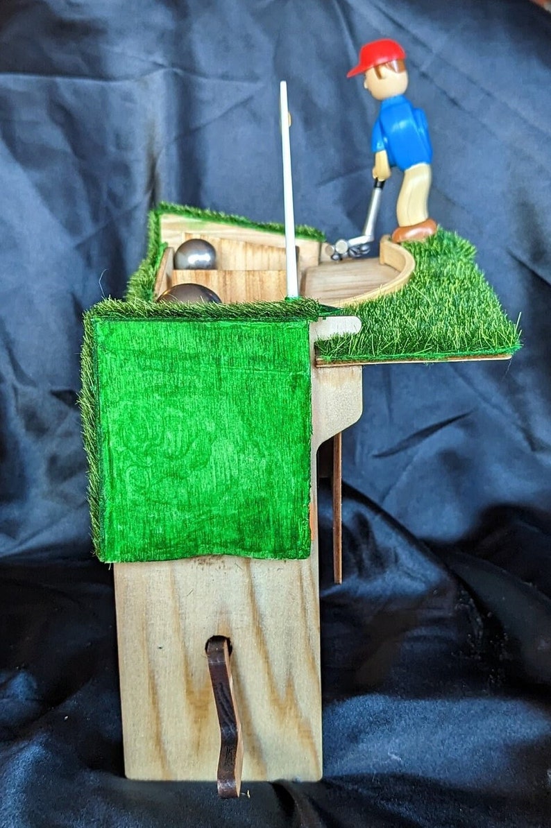 Golf Automaton Golf Robot / Automatic Micro Golf Course Putting Driving