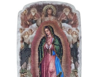 Virgen Guadalupe con Varios Santos/ Lady of Guadalupe with Saints 7 5/8" x 5 5/16" Inch Resin Pergamino Plaque Table Top Display Wall Mount