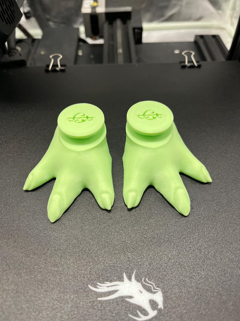 3D-printade fötter till 28 cm stora Mattel Grogu (aka: Barnet) eller Baby Yoda plyschdockor. bild 2