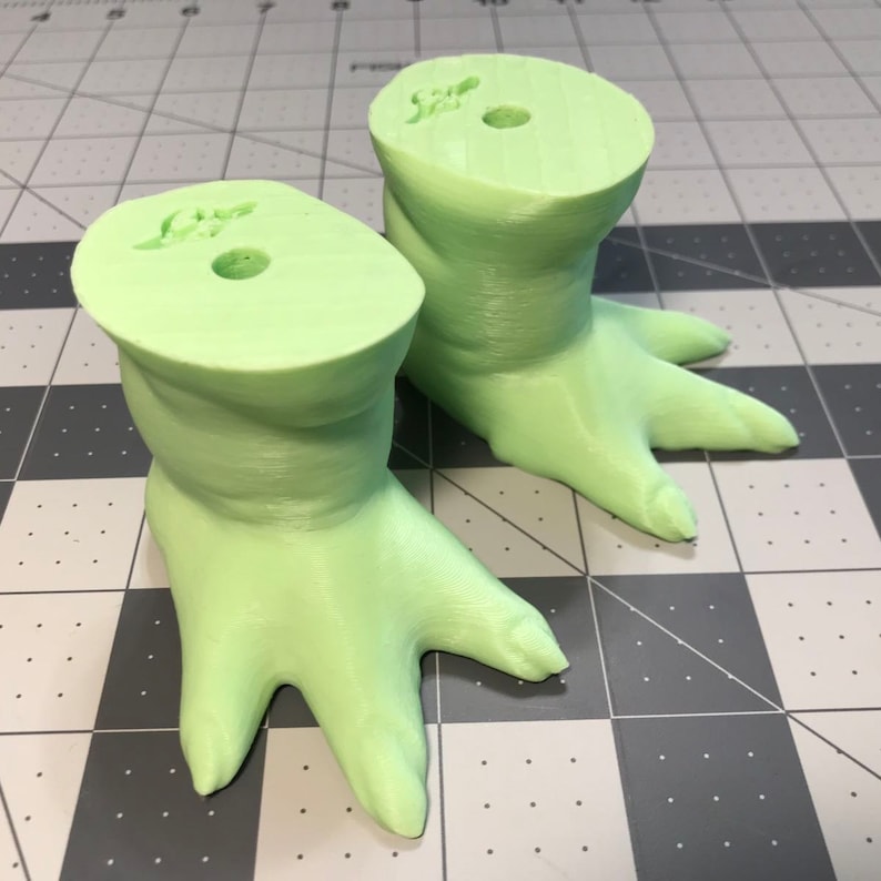 BLANK GREEN LEGS WITHOUT PEGS FOR PRE-EXISTING AFTERMARKET OR BEAN BODIES.