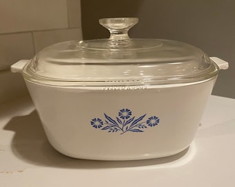 Authentic Vintage Corning Ware Cornflower 1 3/4 QT P-1 3/4-B