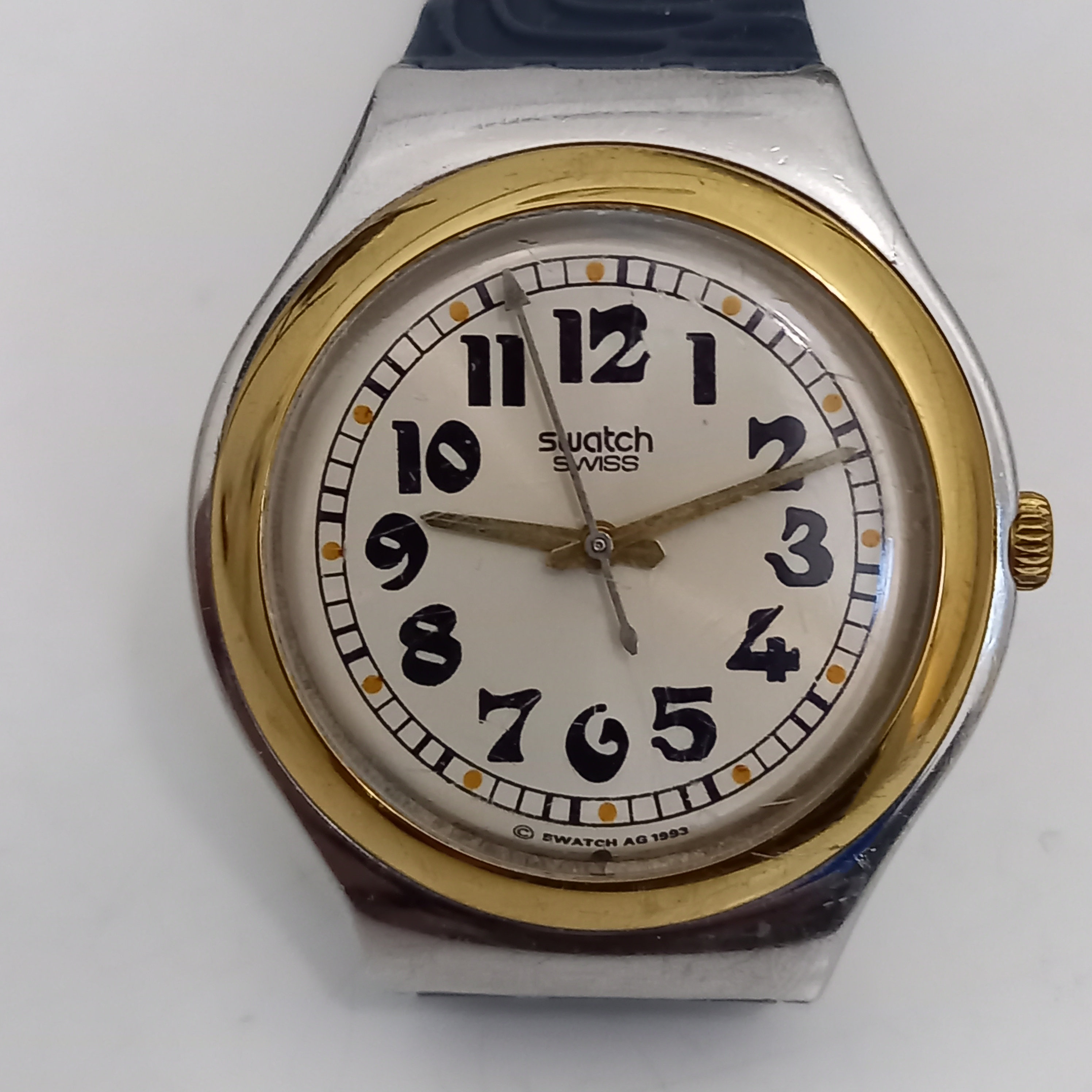 Swatch Irony Lady TIMESLAVE バングル 腕時計 y2k Swatch YNS107 PEARLY GLOSS Watch | Vintage Swatch Irony Watch for