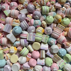 Breloques Decoden Kawaii aléatoires, cabochons en résine à dos plat, breloques pour coque de téléphone, fournitures de loisirs créatifs, breloques pour porte-badges