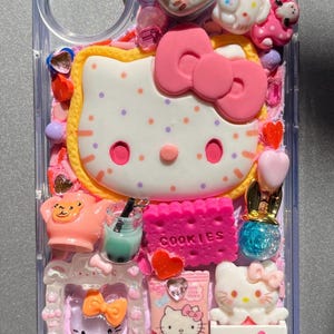 Decoden ハンドメイド 香港 かわいいキティ iPhone 16 スマホケース