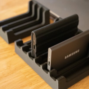 Hard Drive/ssd Desk Mounted Support With Four Slots and Magnetic Micro SD  Card/usb Holder 