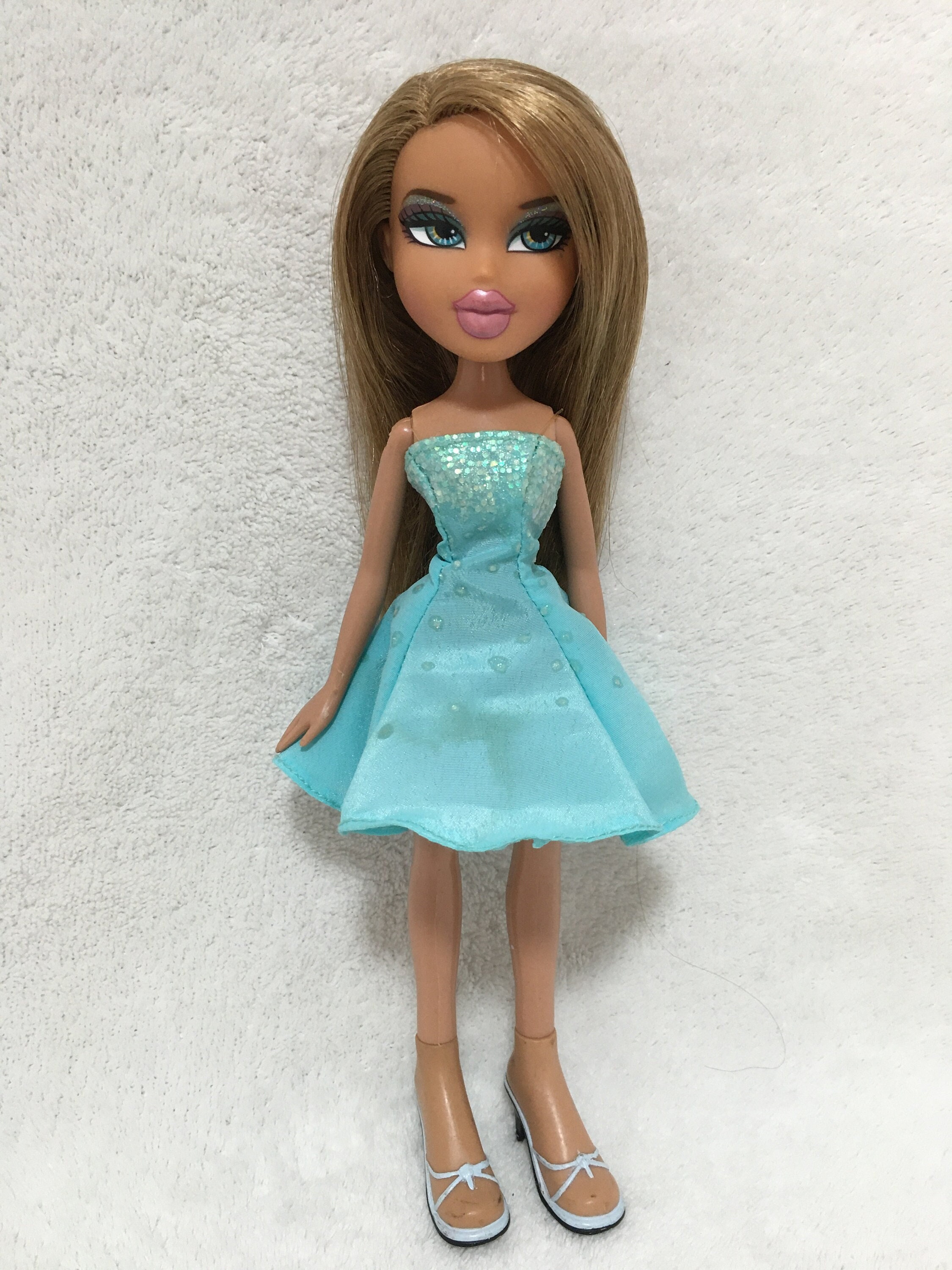 Vintage Bratz Doll -  Canada