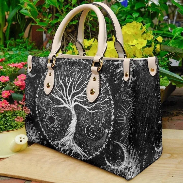 Tree of Life Embossed Purse 18.5cm fashion - leather T-shirts
