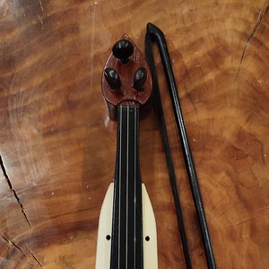 Handmade Greek Lyra of Pontos: Spruce Top, Padauk Back & Sides