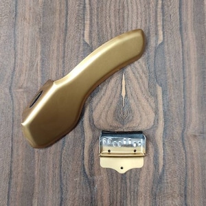 8-String and 6-String Bouzouki Prodigy Tailpiece and Armrest - &#39;CHORDIERA&#39; TAR1SG Satin Gold