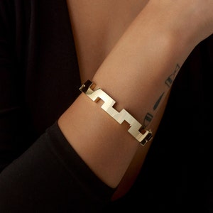 Zig Zag Bangle, 14K Solid Gold Bangle, Solid Gold Bracelet, Elegant Gold Bangle, Glamorous Gift , Gift For Wedding Year, Women’s Jewelry