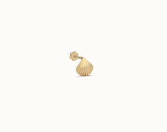 Sea Shell Piercing, Screw Back 14K Gold Tragus Piercing, Stud Earrings by Altinkale, Minimalist Jewelry Gift For Her