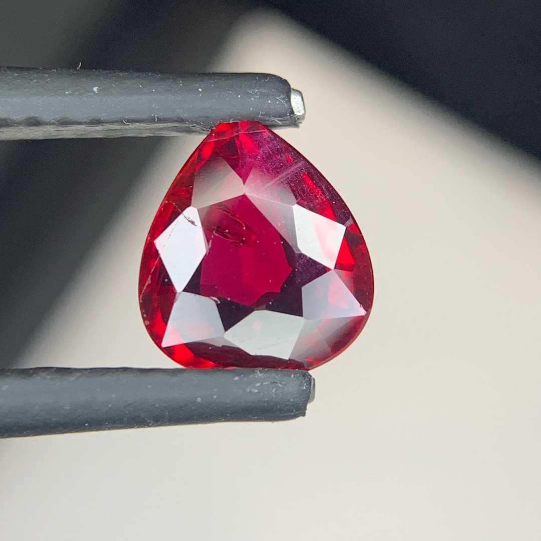 1.43 CT Natural Pigeon Blood Ruby, GRS Certified Faceted Loose, July ...