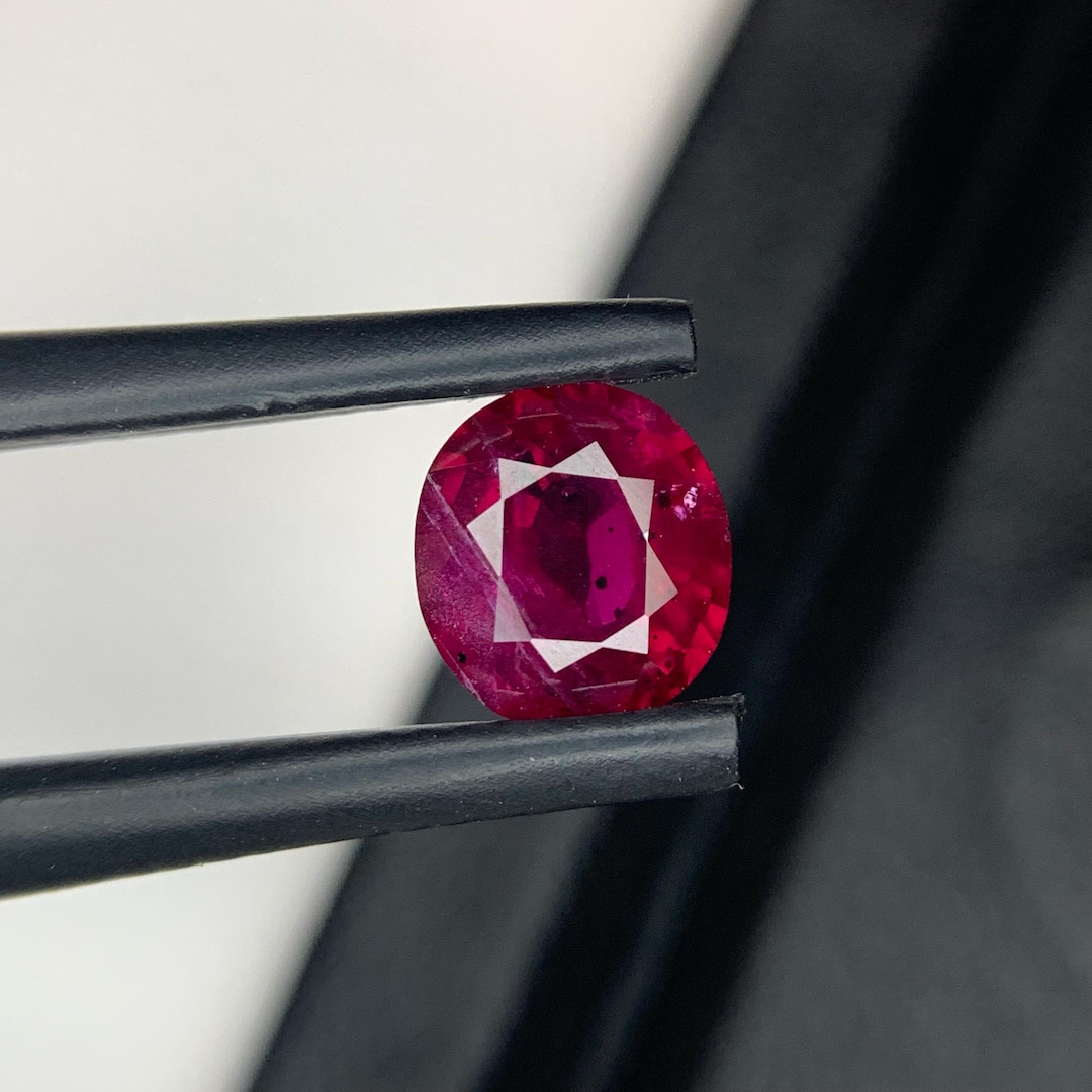 Natural Pigeon Blood Red Ruby From Mozambique, Faceted Oval Loose ...