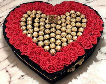 Süßigkeiten Herz Rosen Box Torte perfektes Geschenk Romantisch Schokolade Geburtstag Muttertag Rocher Ferrero Liebe Hochzeit