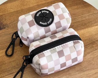 Dog Poop Bag Carrier - Dog Waste Bag Dispenser - Cute Checkered Dog Pouch - Dog Bag with Zipper - Dog Mom - Puppy Gift - Dog Walk Essential