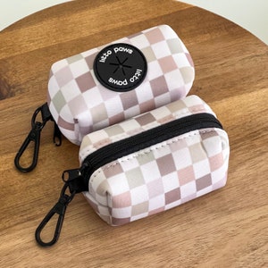 Dog Poop Bag Carrier - Dog Waste Bag Dispenser - Cute Checkered Dog Pouch - Dog Bag with Zipper - Dog Mom - Puppy Gift - Dog Walk Essential